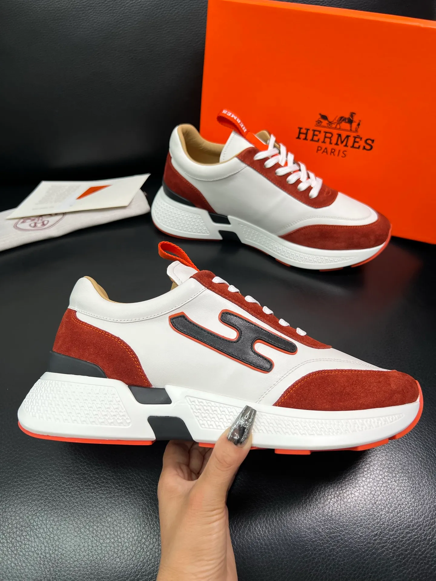 Men's men's shoes 💰840 Hermes top purchasing Hermes counter synchronization, original factory configuration, original cowhide fabric imported from Italy, high-quality splicing technology, fully imported water-dyed cowhide lining, soles: original factory special soles are super comfortable, original factory and single goods are high quality, welcome to compare and synchronize with counters, code number 39-44 (customized 38 45) 85863